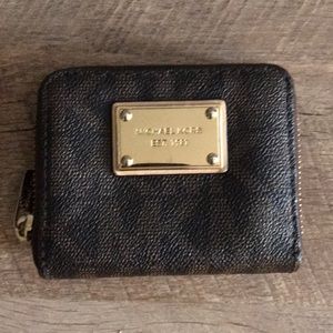 Michael Kors Signature Wallet
